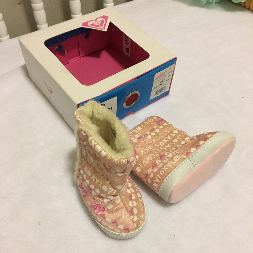 Roxy snow boots